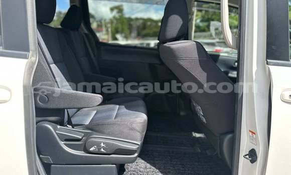 Buy Used Toyota Noah White Car in Import - Dubai in Clarendon Buy Used Toyota Noah White Car in Import - Dubai in Clarendon