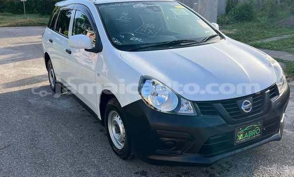 Buy Used Nissan AD White Car in Port Antonio in Portland Buy Used Nissan AD White Car in Port Antonio in Portland