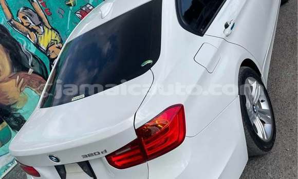 Buy Used BMW 3200 White Car in May Pen in Clarendon Buy Used BMW 3200 White Car in May Pen in Clarendon