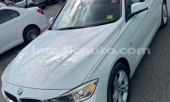 Buy Used BMW 3200 White Car in May Pen in Clarendon Buy Used BMW 3200 White Car in May Pen in Clarendon