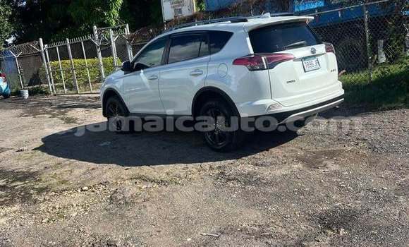 Buy Used Toyota RAV4 White Car in Import - Dubai in Clarendon Buy Used Toyota RAV4 White Car in Import - Dubai in Clarendon