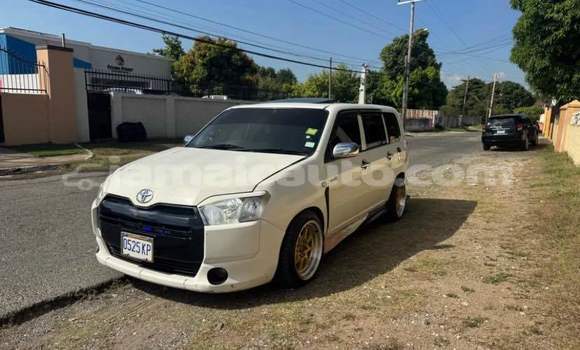 Buy Used Toyota Probox White Car in Kingston in Kingston Buy Used Toyota Probox White Car in Kingston in Kingston