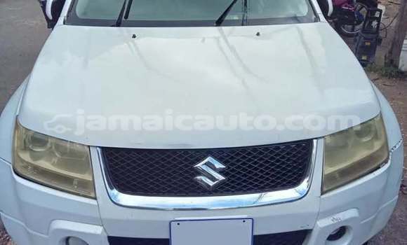 Buy Used Suzuki Grand Vitara White Car in Kingston in Kingston