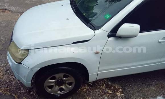 Acheter Occasion Voiture Suzuki Grand Vitara Blanc à Kingston, Kingston Acheter Occasion Voiture Suzuki Grand Vitara Blanc à Kingston, Kingston