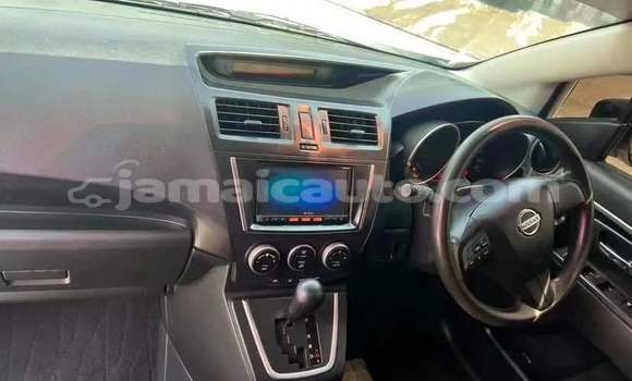 Acheter Occasion Voiture Nissan Lafesta Blanc à Kingston, Kingston Acheter Occasion Voiture Nissan Lafesta Blanc à Kingston, Kingston