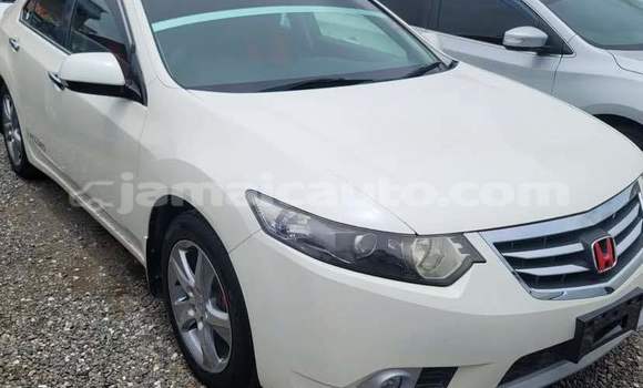 Buy Used Honda Accord White Car in Kingston in Kingston Buy Used Honda Accord White Car in Kingston in Kingston