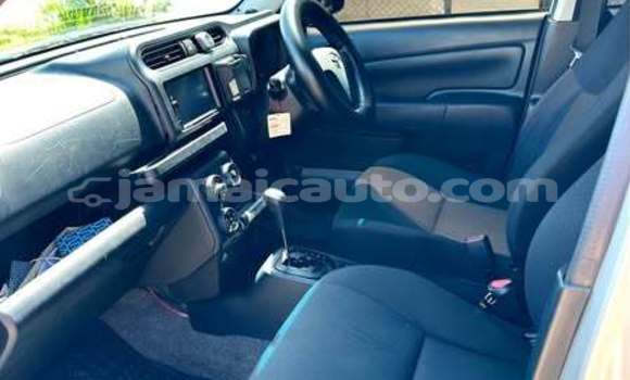 Acheter Occasion Voiture Toyota Succeed Autre à Albert Town, Trelawney Acheter Occasion Voiture Toyota Succeed Autre à Albert Town, Trelawney
