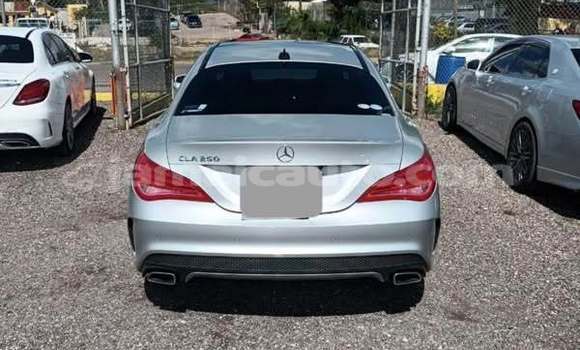 Acheter Occasion Voiture Mercedes-Benz 200 Autre à Albert Town, Trelawney Acheter Occasion Voiture Mercedes-Benz 200 Autre à Albert Town, Trelawney