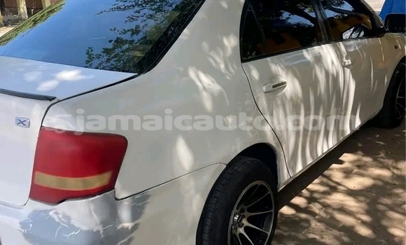 Acheter Occasion Voiture Toyota Axio Blanc à Mandeville, Manchester Acheter Occasion Voiture Toyota Axio Blanc à Mandeville, Manchester