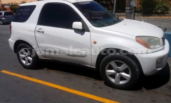 Acheter Occasion Voiture Toyota RAV4 Blanc à Mandeville, Manchester Acheter Occasion Voiture Toyota RAV4 Blanc à Mandeville, Manchester