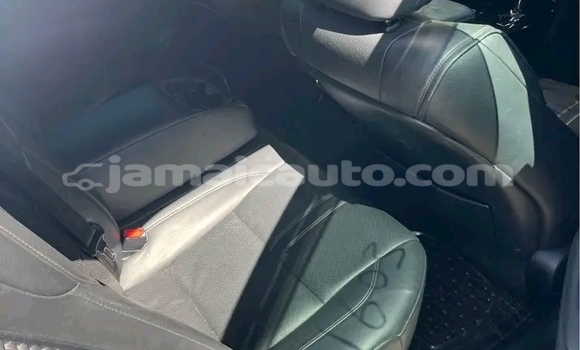 Acheter Occasion Voiture Toyota Crown Blanc à May Pen, Clarendon Acheter Occasion Voiture Toyota Crown Blanc à May Pen, Clarendon