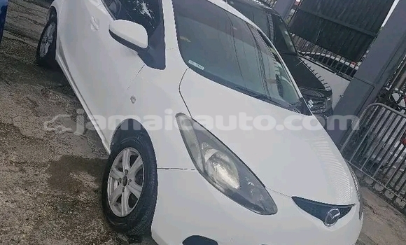 Acheter Occasion Voiture Mazda Demio Blanc à Mandeville, Manchester Acheter Occasion Voiture Mazda Demio Blanc à Mandeville, Manchester