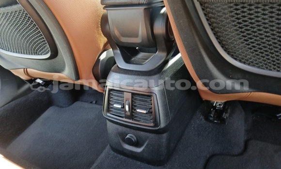 Acheter Import Voiture BMW 2er Active Tourer Blanc à Kingston, Kingston Acheter Import Voiture BMW 2er Active Tourer Blanc à Kingston, Kingston