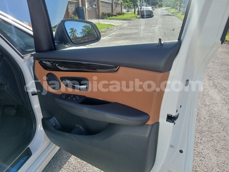 Big with watermark bmw 2er active tourer kingston kingston 5138