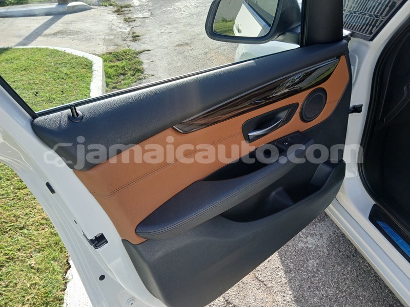 Big with watermark bmw 2er active tourer kingston kingston 5138