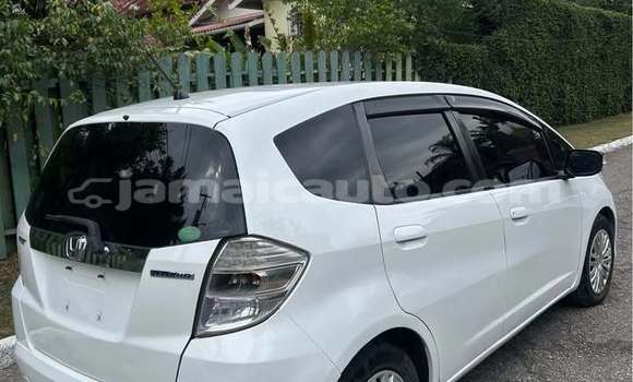 Acheter Occasion Voiture Honda FIT Blanc à Savanna la Mar, Westmoreland Acheter Occasion Voiture Honda FIT Blanc à Savanna la Mar, Westmoreland