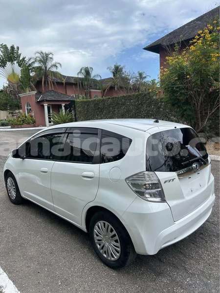Big with watermark honda fit westmoreland savanna la mar 5142