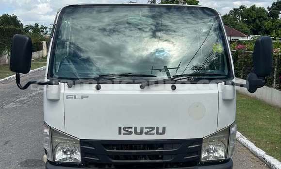 Buy Used Isuzu FTR 850 White Truck in Import - Dubai in Clarendon Buy Used Isuzu FTR 850 White Truck in Import - Dubai in Clarendon