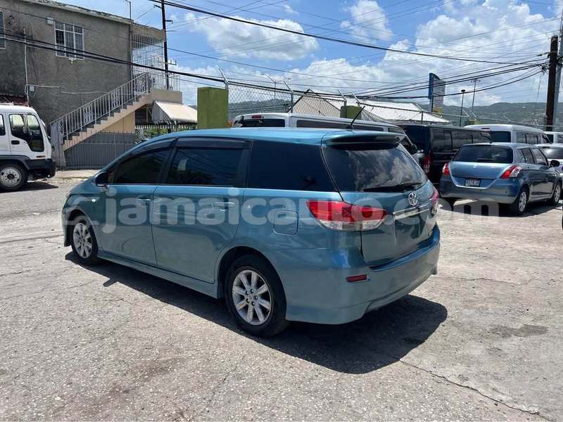 Big with watermark toyota wish clarendon may pen 5162