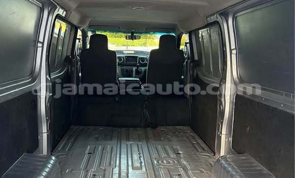 Acheter Occasion Voiture Nissan Caravan Autre à Kingston, Kingston Acheter Occasion Voiture Nissan Caravan Autre à Kingston, Kingston