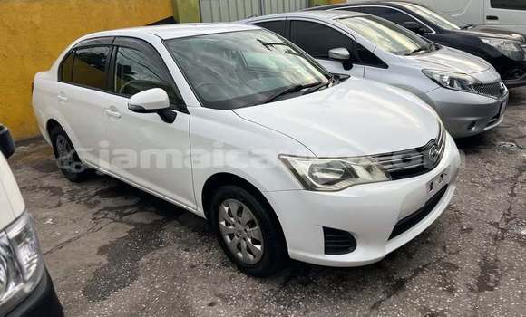 Buy Used Toyota Axio White Car in Lucea in Hanover