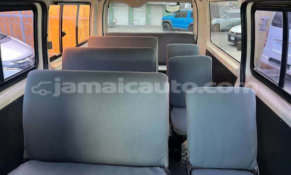 Acheter Occasion Voiture Toyota Hiace Blanc à Falmouth, Trelawney Acheter Occasion Voiture Toyota Hiace Blanc à Falmouth, Trelawney