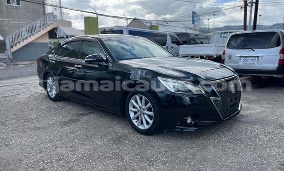 Buy Used Toyota Crown Black Car in Kingston in Kingston