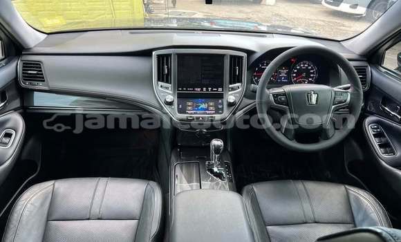 Acheter Occasion Voiture Toyota Crown Noir à Kingston, Kingston Acheter Occasion Voiture Toyota Crown Noir à Kingston, Kingston