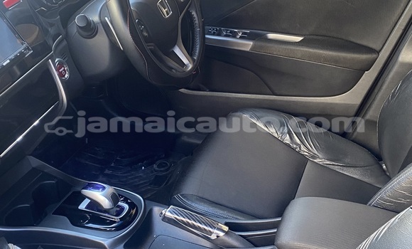 Acheter Occasion Voiture Honda Grace Noir à Falmouth, Trelawney Acheter Occasion Voiture Honda Grace Noir à Falmouth, Trelawney