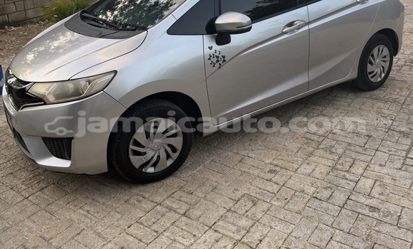 Acheter Occasion Voiture Honda FIT Gris à Falmouth, Trelawney Acheter Occasion Voiture Honda FIT Gris à Falmouth, Trelawney