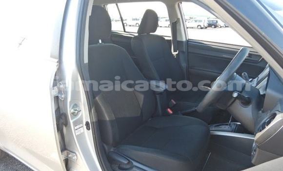 Acheter Occasion Voiture Toyota Corolla Gris à Kingston, Kingston Acheter Occasion Voiture Toyota Corolla Gris à Kingston, Kingston