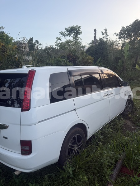 Big with watermark toyota isis manchester mandeville 5286