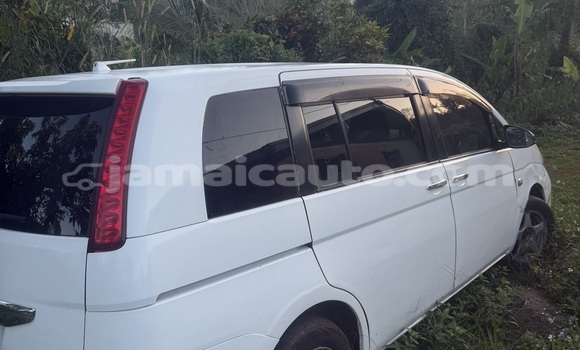 Acheter Occasion Voiture Toyota ISis Blanc à Mandeville, Manchester Acheter Occasion Voiture Toyota ISis Blanc à Mandeville, Manchester