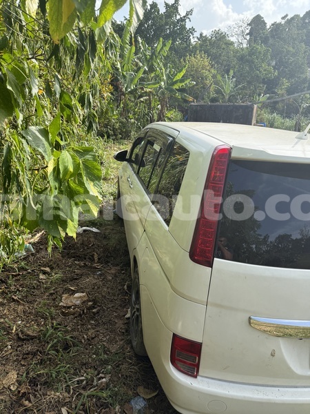 Big with watermark toyota isis manchester mandeville 5286