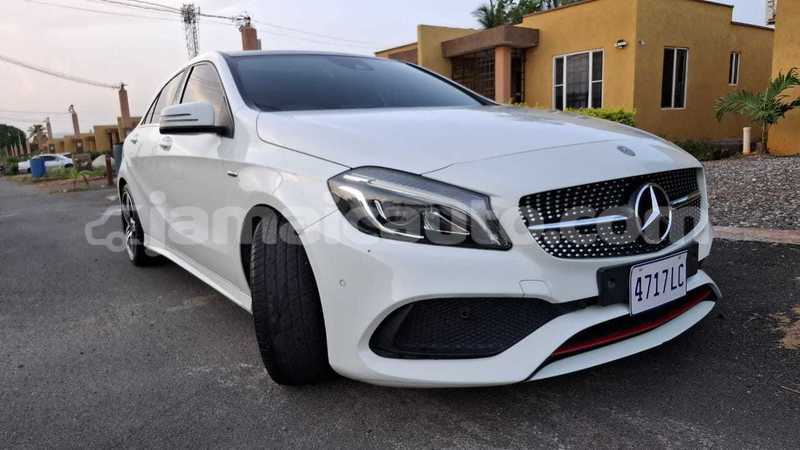 Big with watermark mercedes benz a class kingston kingston 5289