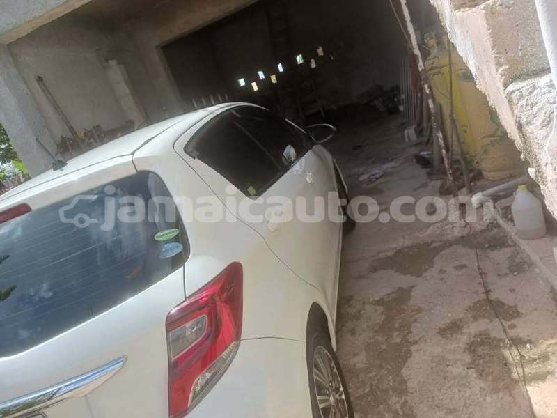 Big with watermark toyota vitz westmoreland savanna la mar 5291