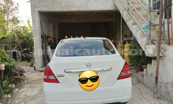 Buy Used Nissan Tiida White Car in Mandeville in Manchester Buy Used Nissan Tiida White Car in Mandeville in Manchester