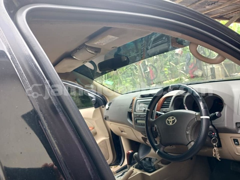 Big with watermark toyota fortuner clarendon may pen 5296