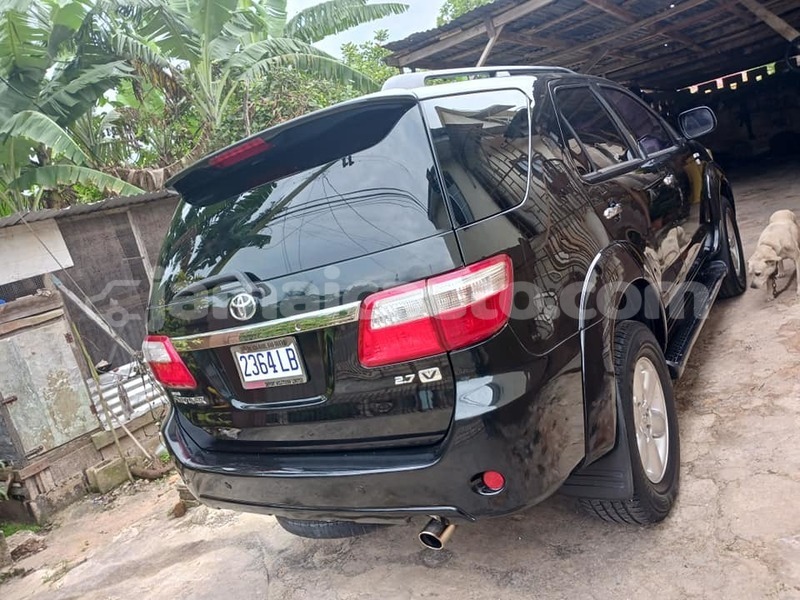 Big with watermark toyota fortuner clarendon may pen 5296