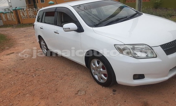 Buy Used Toyota Axio White Car in Falmouth in Trelawney Buy Used Toyota Axio White Car in Falmouth in Trelawney