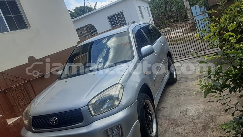 Big with watermark toyota rav4 kingston kingston 5305