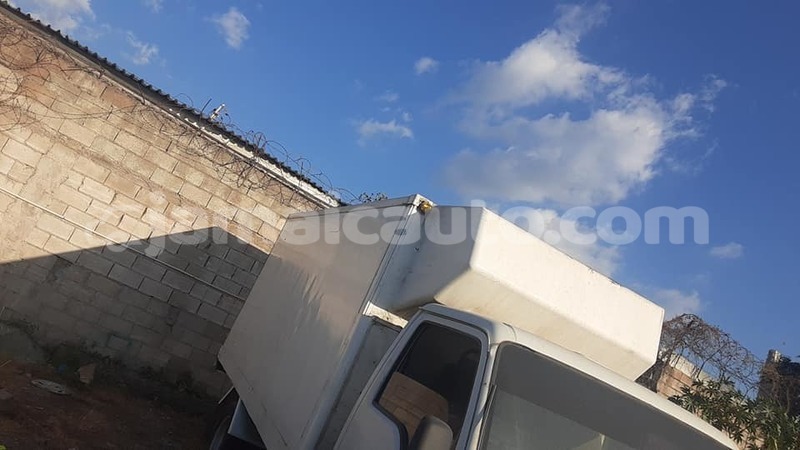 Big with watermark suzuki carry manchester mandeville 5306