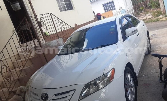 Buy Used Toyota Camry White Car in Lucea in Hanover Buy Used Toyota Camry White Car in Lucea in Hanover