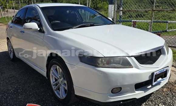 Buy Used Honda Accord White Car in Port Antonio in Portland Buy Used Honda Accord White Car in Port Antonio in Portland
