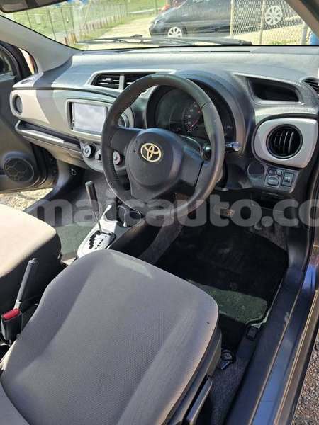 Big with watermark toyota vitz clarendon import dubai 5318