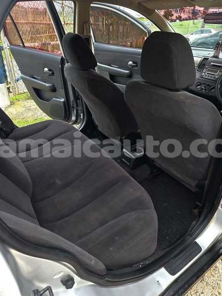 Big with watermark nissan tiida trelawney falmouth 5319