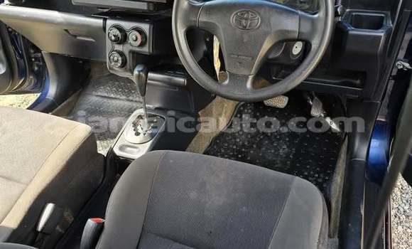 Buy Used Toyota Probox Black Car in May Pen in Clarendon Buy Used Toyota Probox Black Car in May Pen in Clarendon