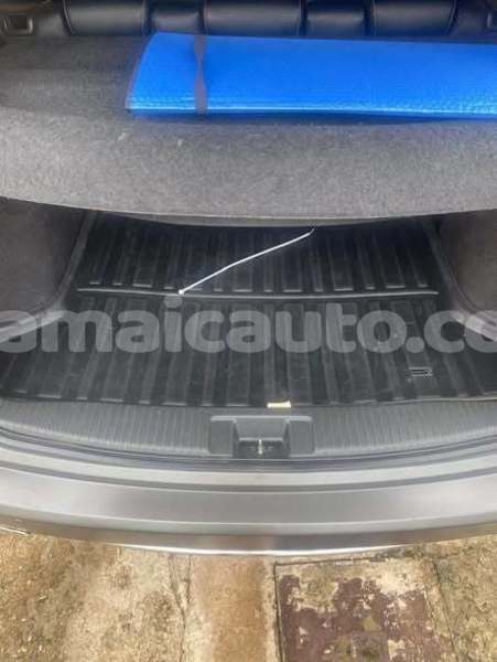 Big with watermark honda vezel kingston kingston 5333