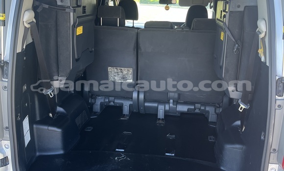 Buy Used Toyota Noah Silver Car in Falmouth in Trelawney Buy Used Toyota Noah Silver Car in Falmouth in Trelawney