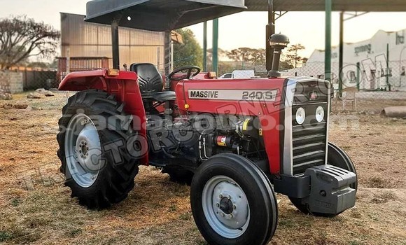 Buy New Caterpillar 120 Red Truck in Kingston in Kingston Buy New Caterpillar 120 Red Truck in Kingston in Kingston